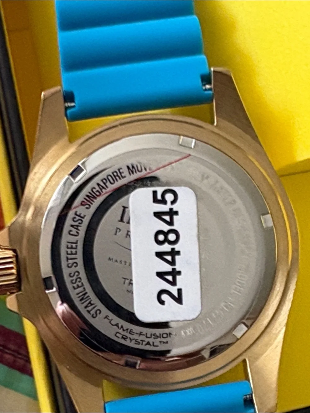 Beautiful New in box Invicta Pro Diver Shark Men's Watch - 43mm, Blue (47170)
